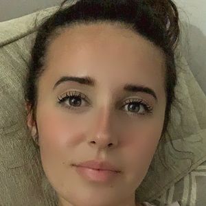 Meet your Posher, Teuta